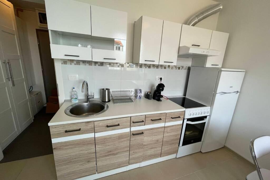 Apartment Gema - One Bedroom Izola